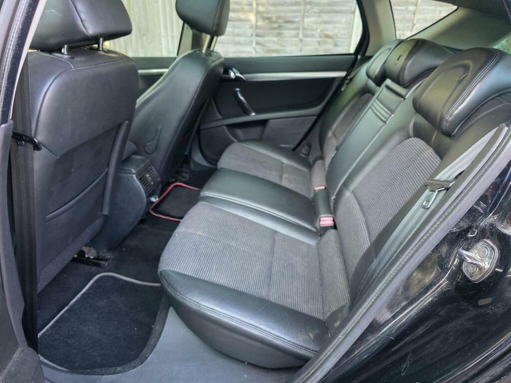 Peugeot 407 SW 2.0 Sr Sw Hdi Silver #13