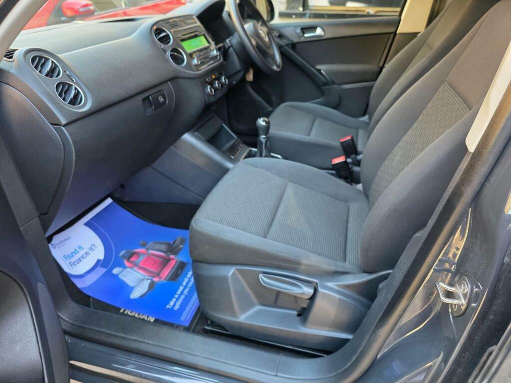 Volkswagen Tiguan Blue #46