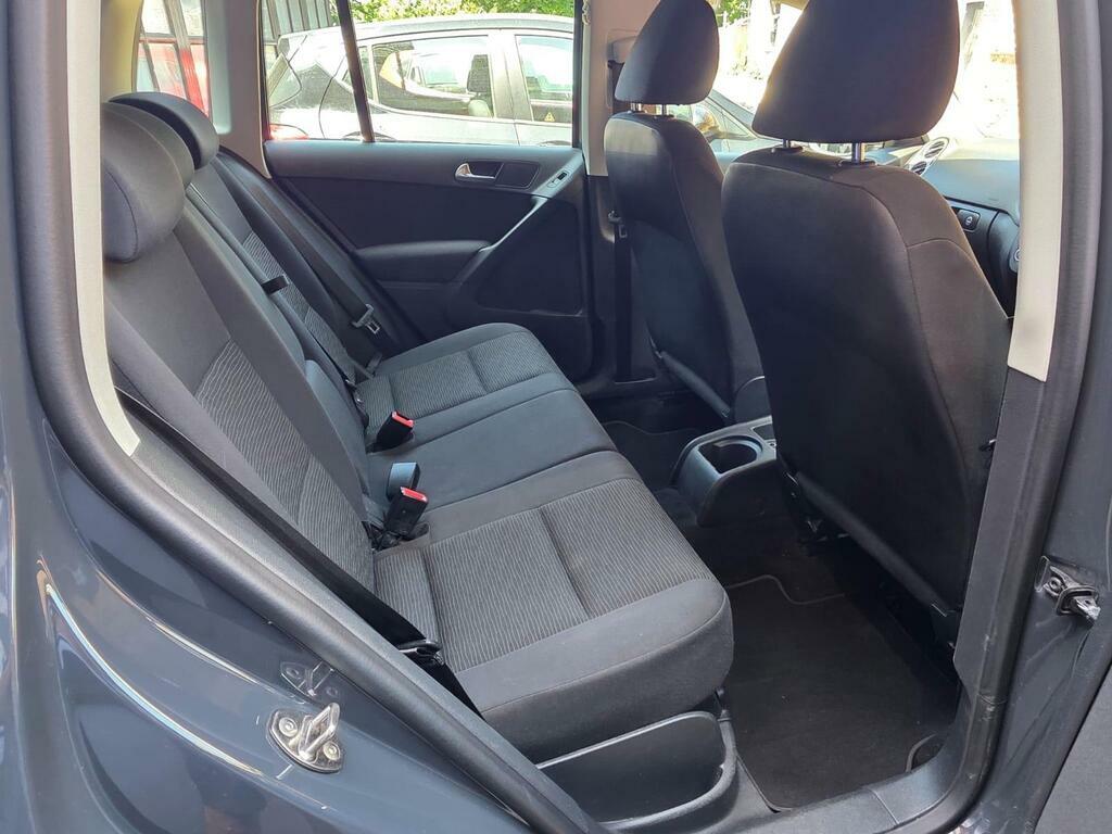 Volkswagen Tiguan Blue #15