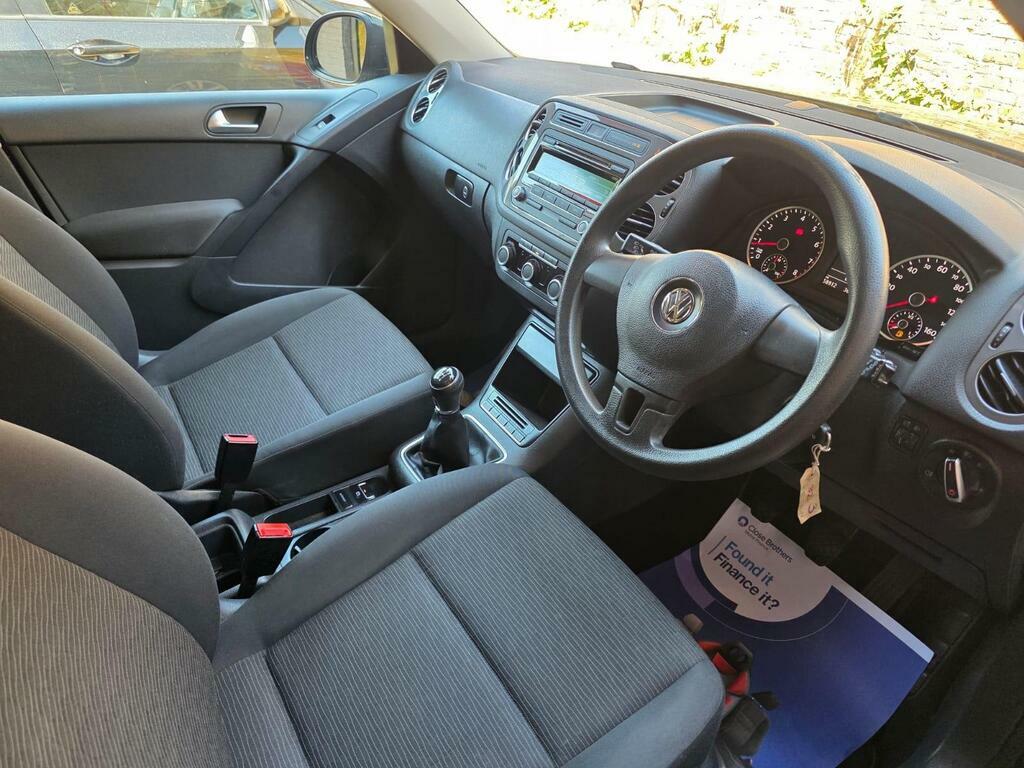 Volkswagen Tiguan Blue #9
