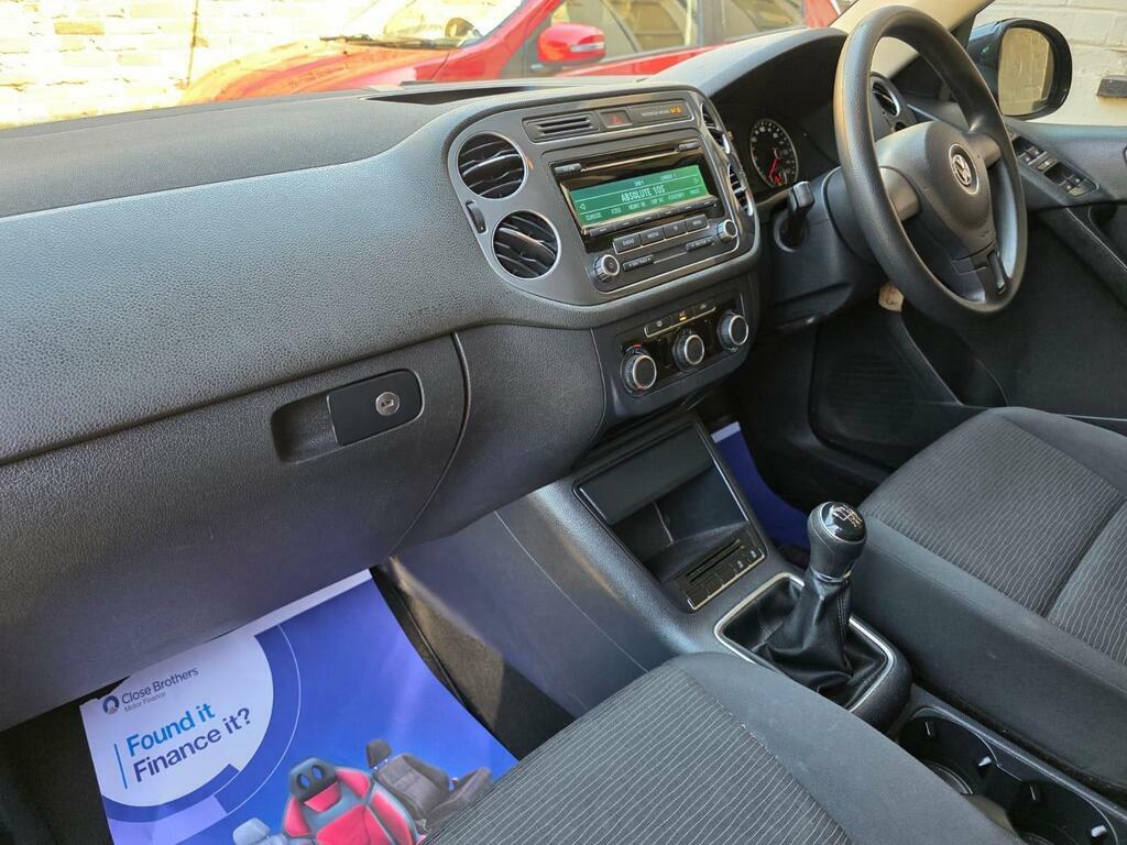 Volkswagen Tiguan Blue #10
