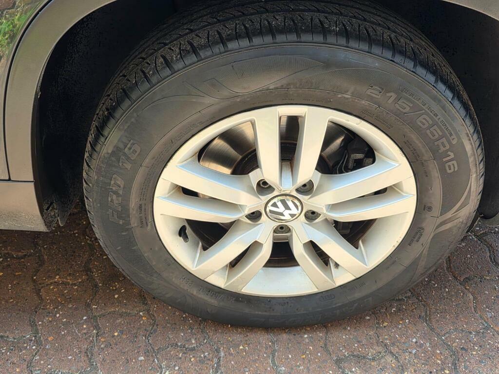 Volkswagen Tiguan Blue #35
