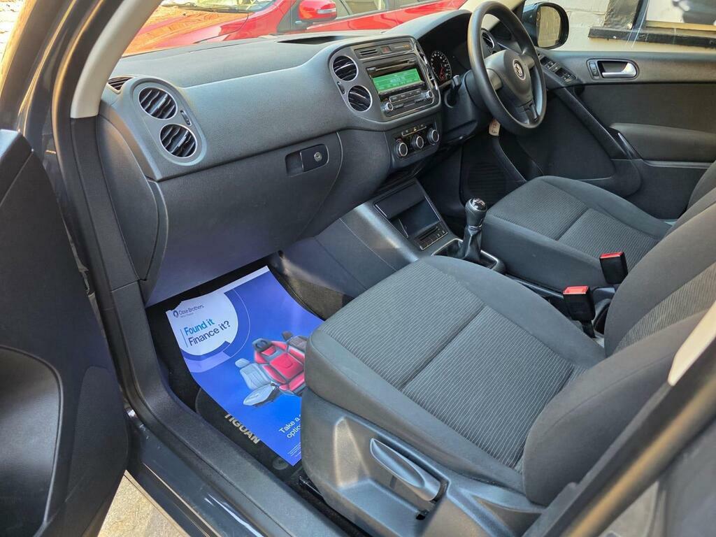 Volkswagen Tiguan Blue #47