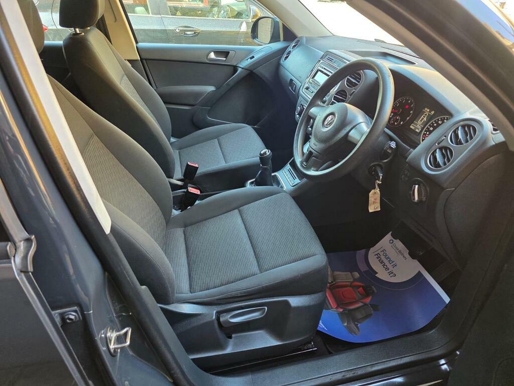 Volkswagen Tiguan Blue #13