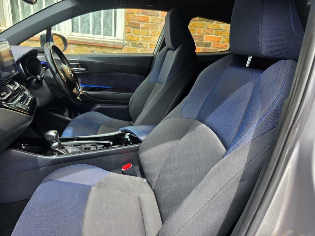 Toyota C-Hr C-hr Dynamic Hev Cvt White #53