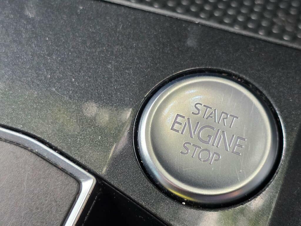 Volkswagen Tiguan S Grey #21