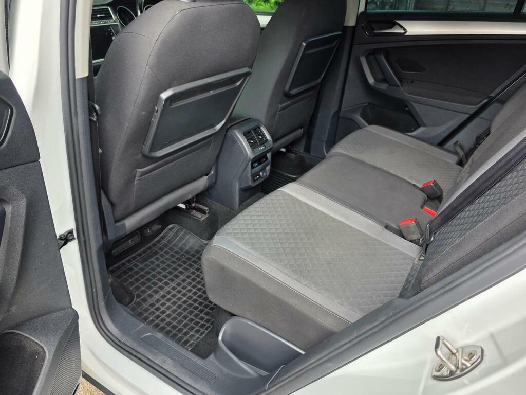 Volkswagen Tiguan S Grey #18
