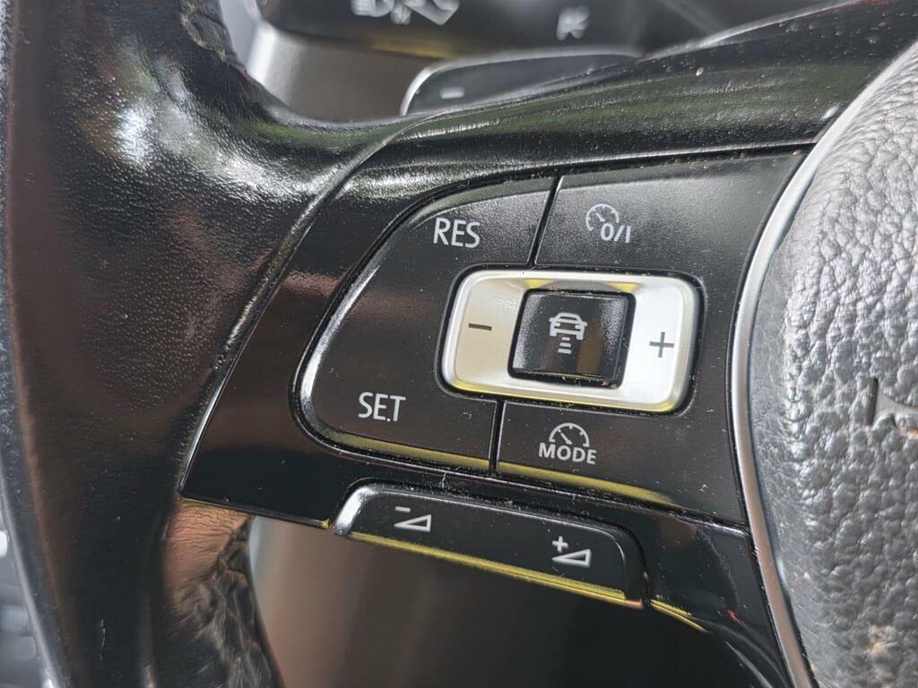Volkswagen Tiguan S Grey #26