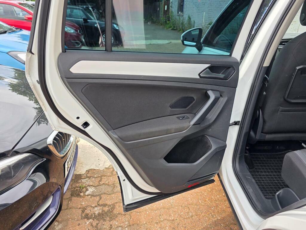 Volkswagen Tiguan S Grey #36