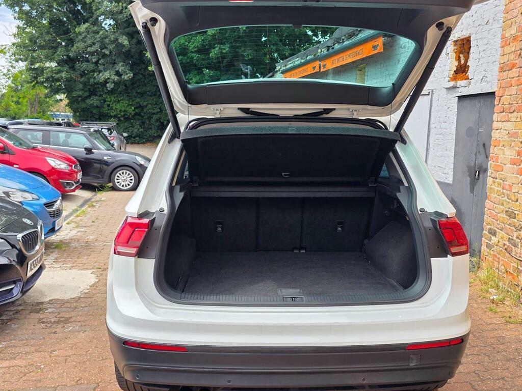 Volkswagen Tiguan S Grey #65