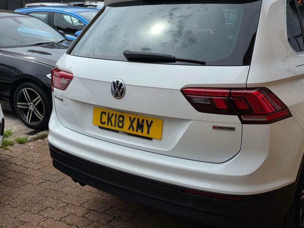 Volkswagen Tiguan S Grey #75