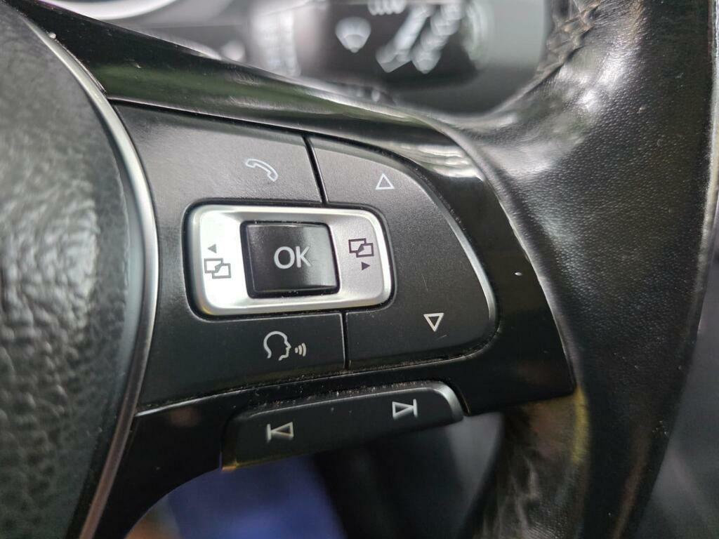 Volkswagen Tiguan S Grey #25
