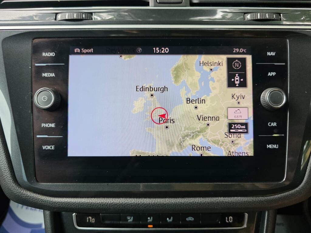 Volkswagen Tiguan S Grey #44