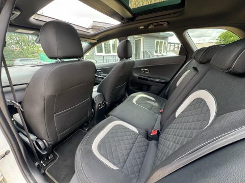 Kia Ceed 1L Gt-line S Red #26