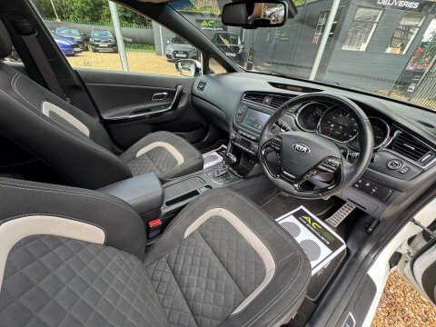 Kia Ceed 1L Gt-line S Red #15