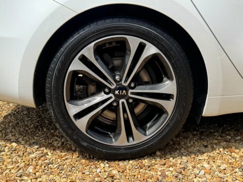 Kia Ceed 1L Gt-line S Red #41