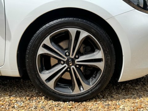 Kia Ceed 1L Gt-line S Red #40
