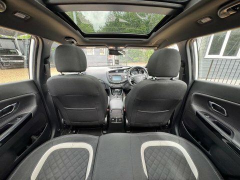 Kia Ceed 1L Gt-line S Red #12