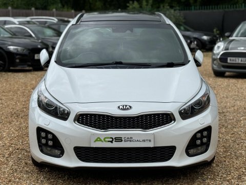 Kia Ceed 1.6 Crdi Gt-line White #2