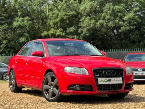 Audi A4 2.0 Tfsi S Red