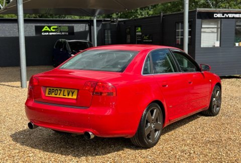 Audi A4 2.0 Tfsi S Red #6