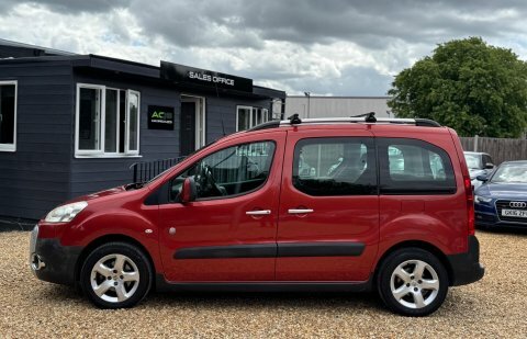 Peugeot Partner Tepee 1.6L Tepee S Blue #9