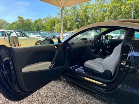 Peugeot RCZ Coupe Black #16