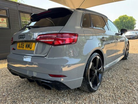 Audi RS3 2018 2.5 Tfsi Saloon S Tronic Quattro E Black #55