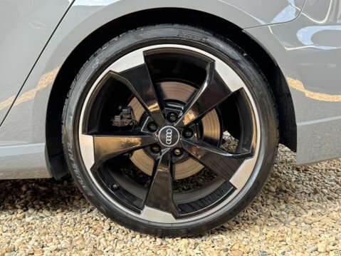 Audi RS3 2018 2.5 Tfsi Saloon S Tronic Quattro E Black #60