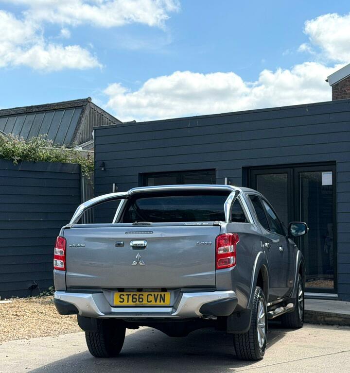 Mitsubishi L200 2.4 Di-d Dc Warrior 4Wd Euro 5 ST66CVN Grey #6