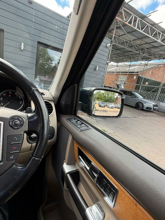 Land Rover Discovery 4 Silver #28