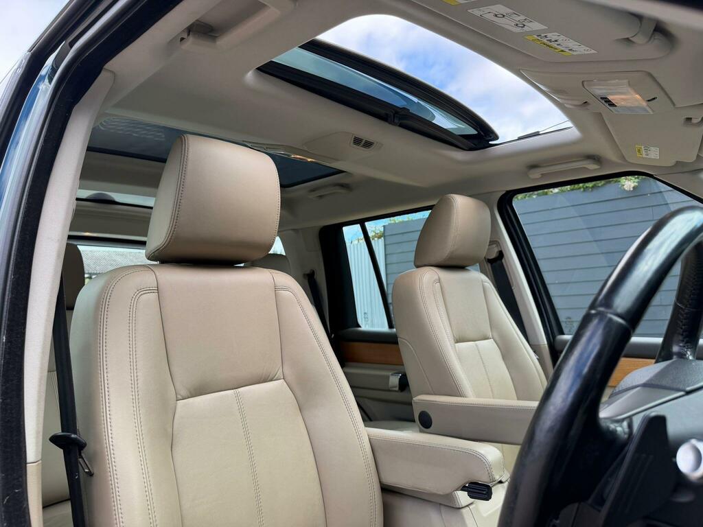 Land Rover Discovery 4 Silver #16