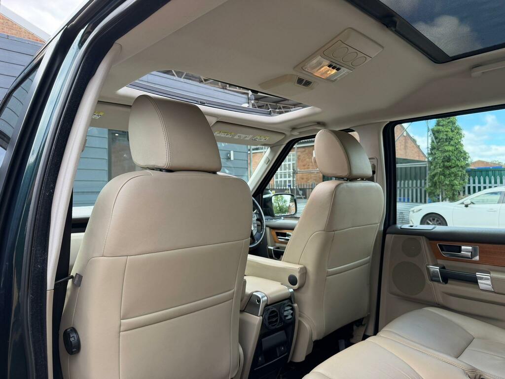 Land Rover Discovery 4 Silver #23