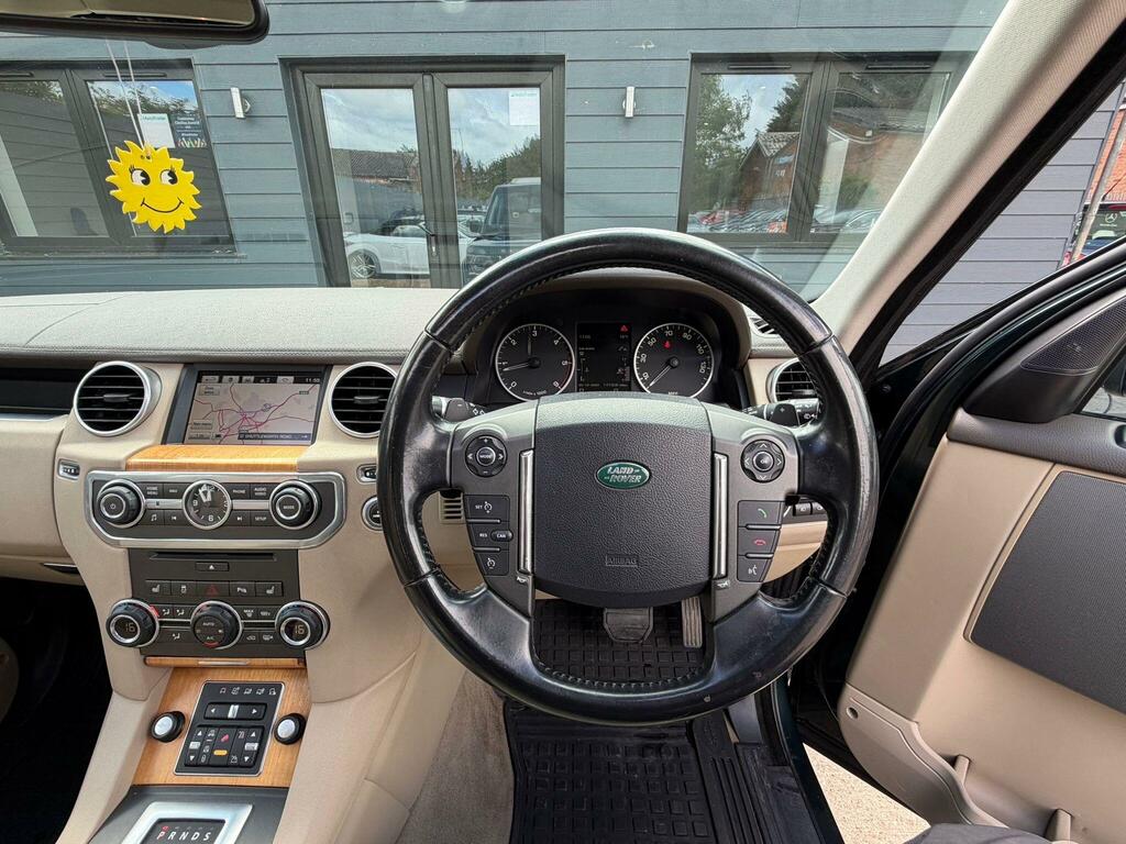 Land Rover Discovery 4 Silver #24