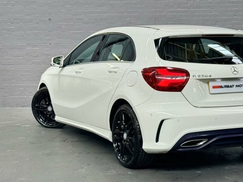 Mercedes-Benz A Class 2.1 A 220 White #4