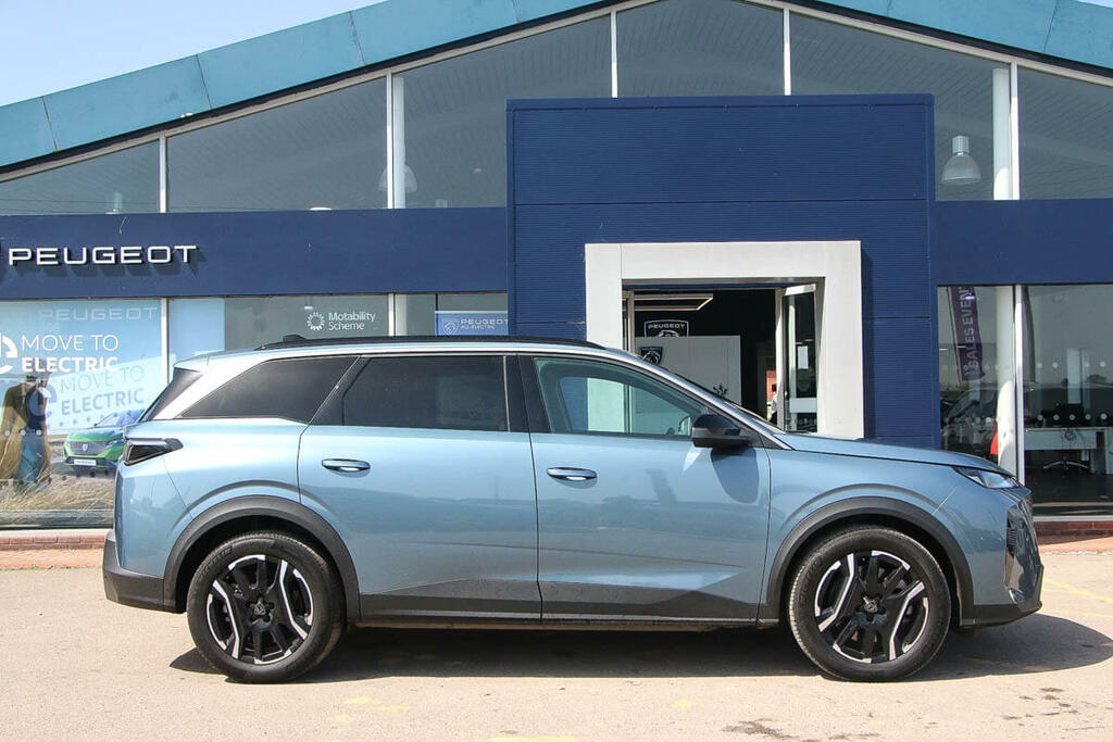 Peugeot 5008 73Kwh 210 1-Speed Blue #4