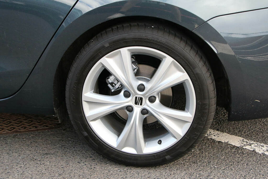 Seat Leon 1.5 Etsi 115 Fr Dsg Dap Grey #6