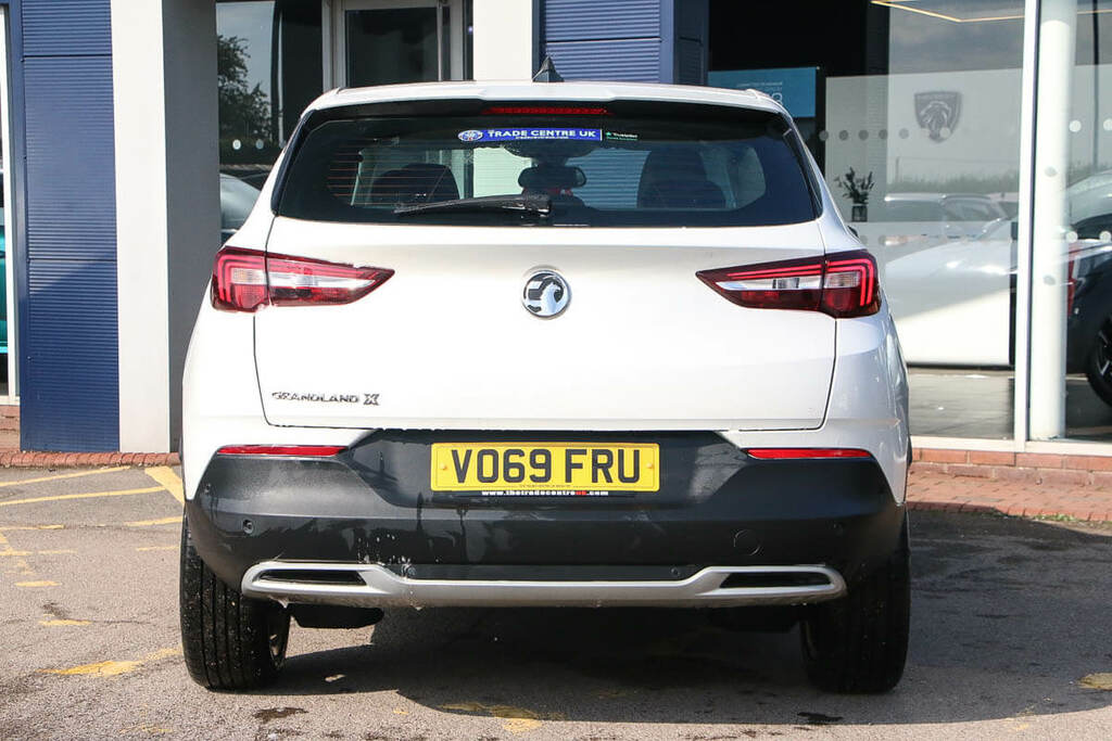 Vauxhall Grandland X 1.2 Turbo Elite Nav 8 Speed VO69FRU White #3