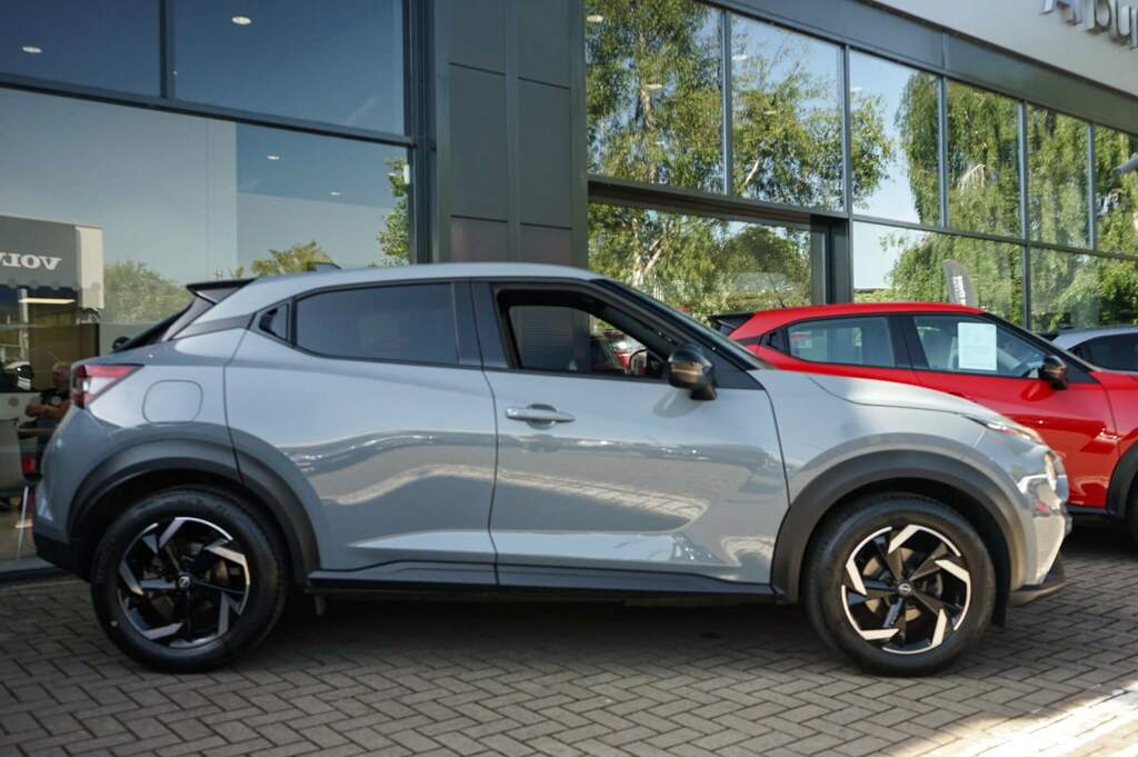 Nissan Juke 1.0 Dig-t 114 N-connecta EJ23JBO Grey #4