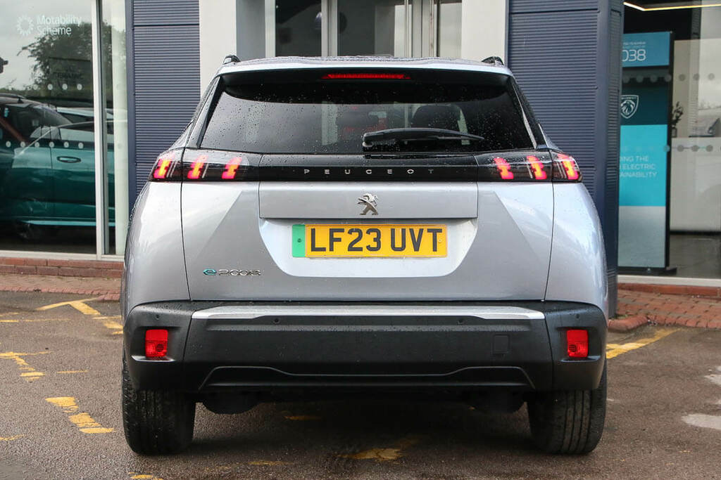 Peugeot e-2008 100Kw Active Premium 50Kwh LF23UVT Grey #2