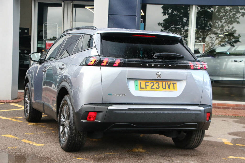 Peugeot e-2008 100Kw Active Premium 50Kwh LF23UVT Grey #3