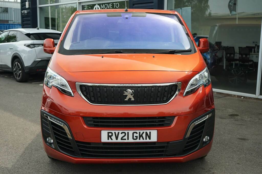 Peugeot Traveller 1.5 Bluehdi 120 Active Standard 8 Seat Red #3