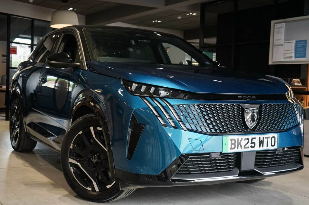 Peugeot 3008 73Kwh 210 1-Speed Blue