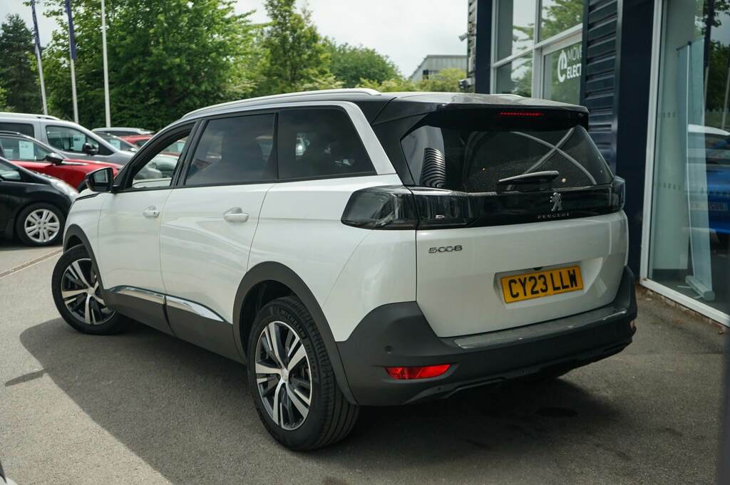Peugeot 5008 1.5 Bluehdi Allure Premium Eat8 CY23LLW White #2