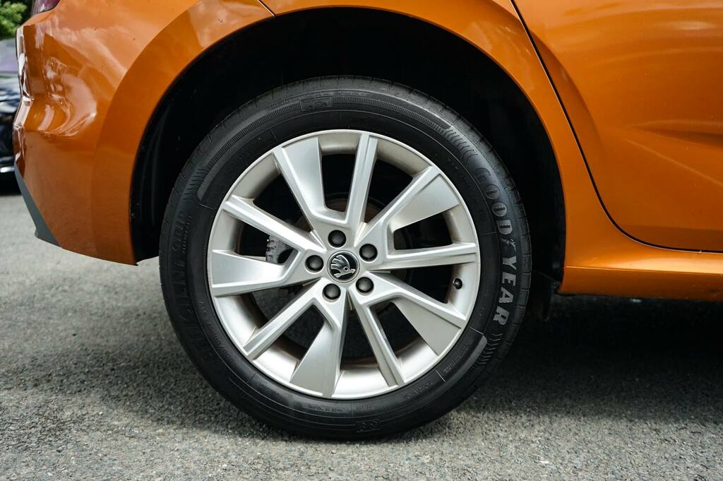 Skoda Kamiq 1.0 Tsi 110 Se Drive Orange #5