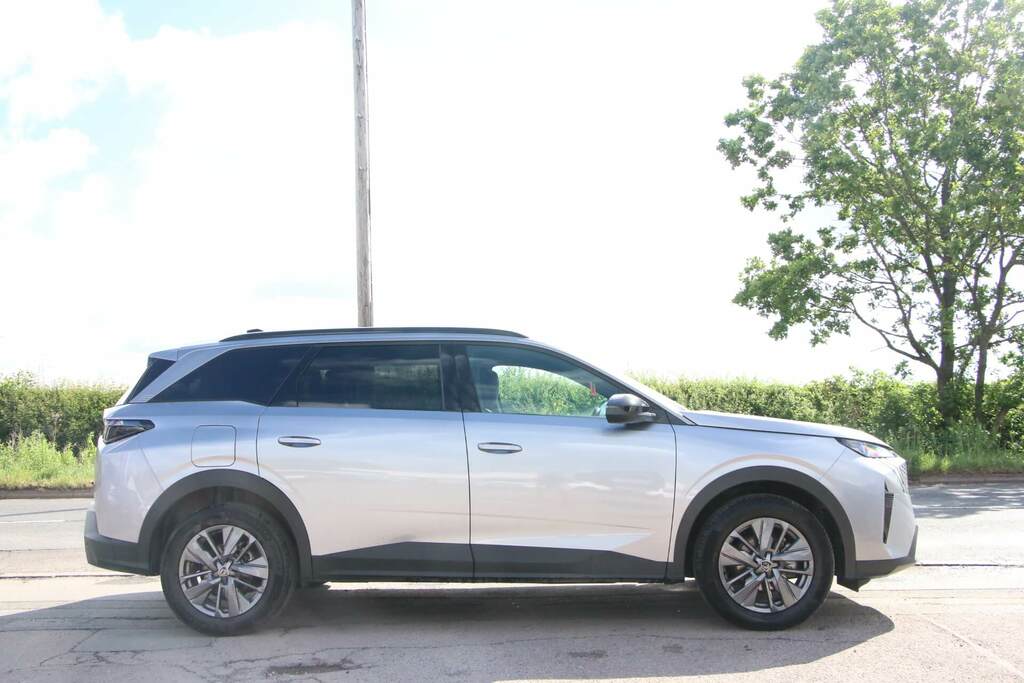 Peugeot 5008 1.2 Hybrid 145 Allure E-dsc6 Grey #4