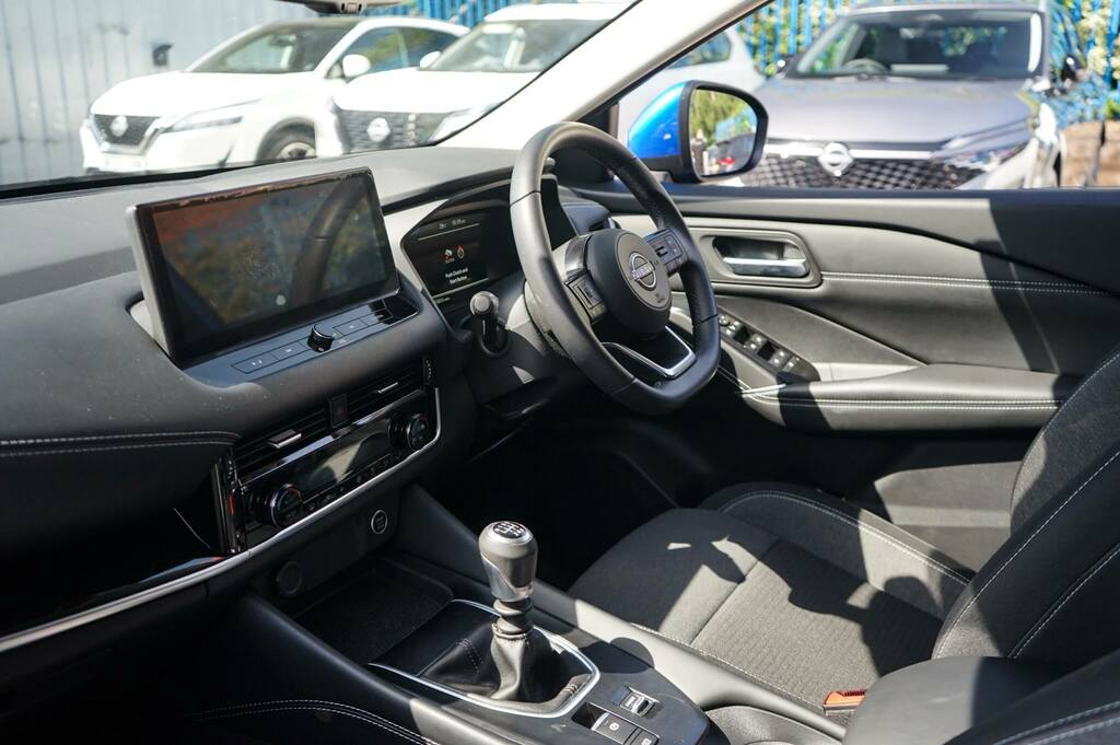 Nissan Qashqai 1.3 Dig-t Mh N-connecta WG23NKX Blue #2