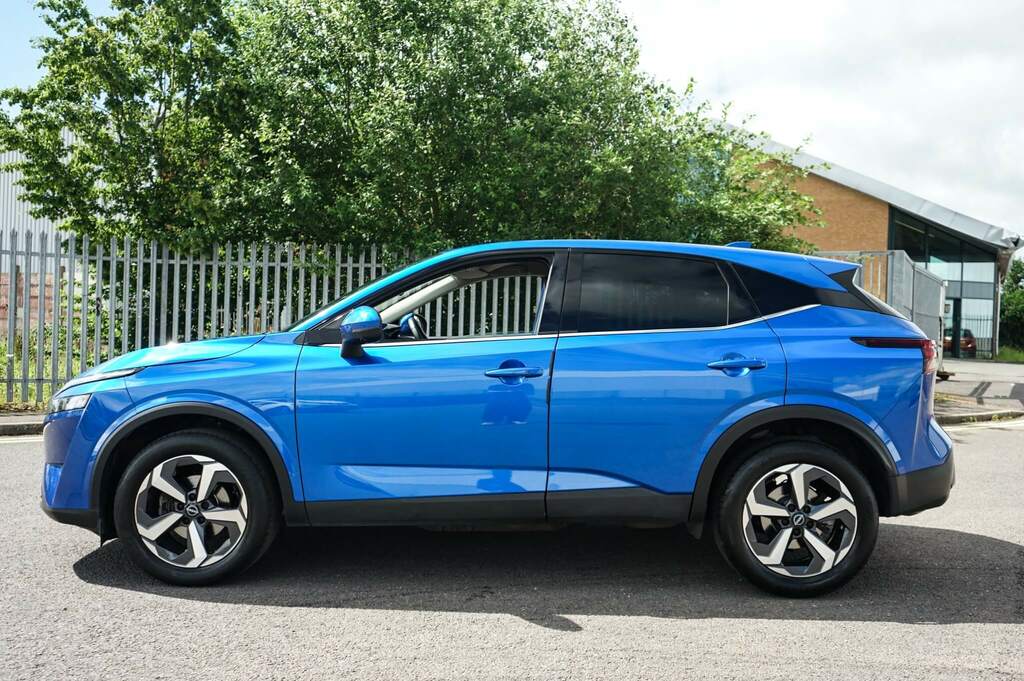 Nissan Qashqai 1.3 Dig-t Mh 158 N-connecta Xtronic YE23LOJ Blue #3