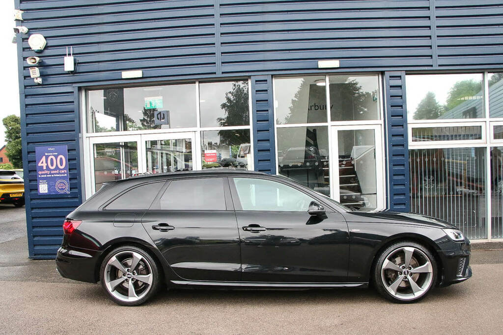 Audi A4 35 Tfsi Black Edition S Tronic HJ71XVX Black #4