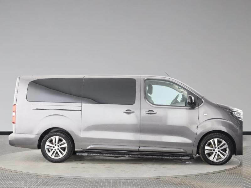 Peugeot e-Traveller 100Kw Business Vip Long 8 Seat 50Kwh HG73DSX Grey #2